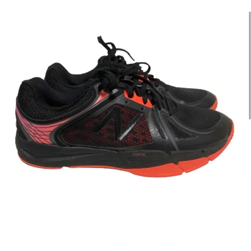 New Balance 997v2 cross training/running shoes size 11 #WX997BP2